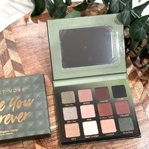 Olive You Forever Eye Shadow Palette